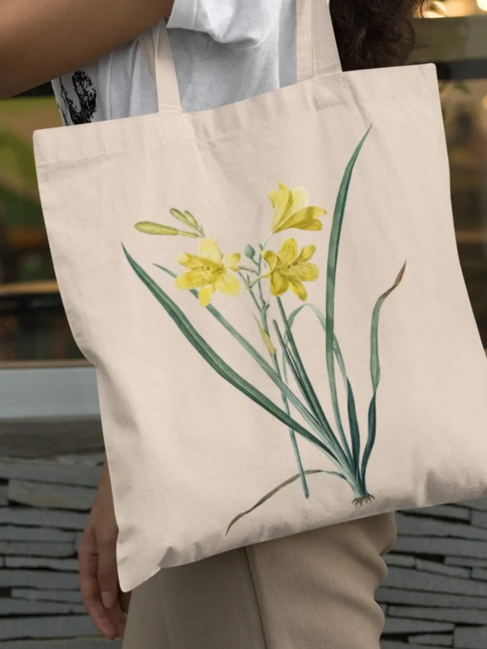 Daylily Vintage Floral Print Graphic Canvas Tote Bag